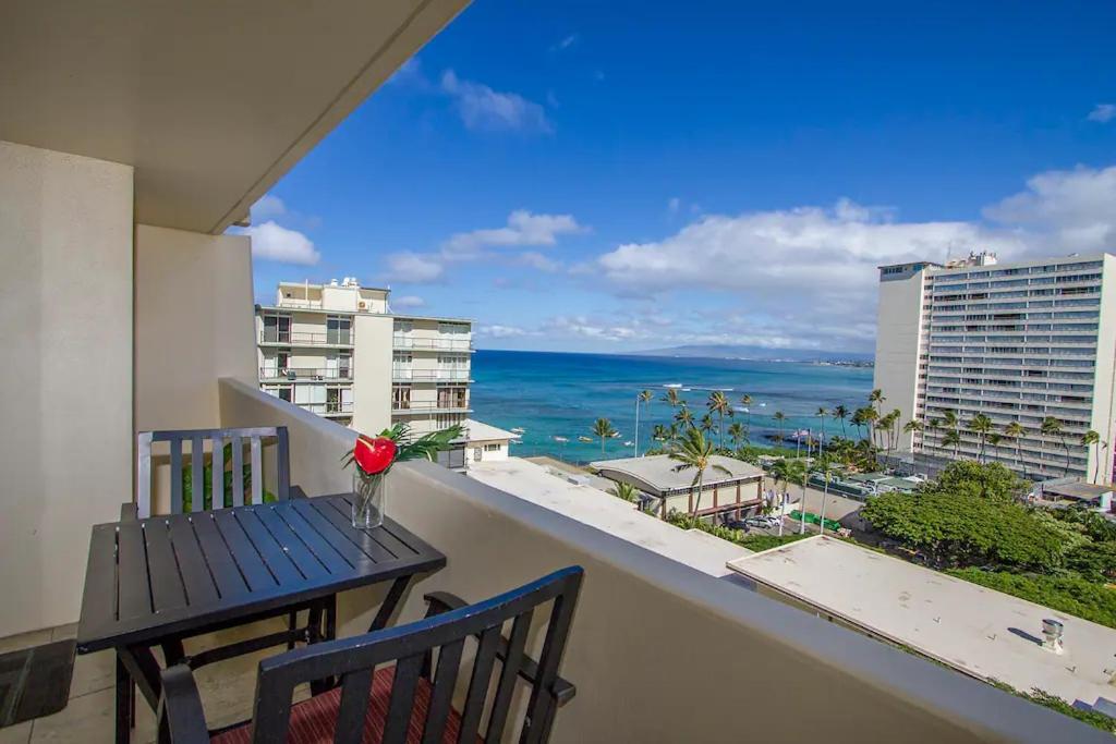 Diamond Head Beach Hotel Honolulu Buitenkant foto