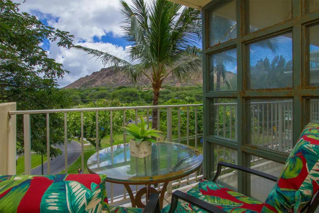 Diamond Head Beach Hotel Honolulu Buitenkant foto