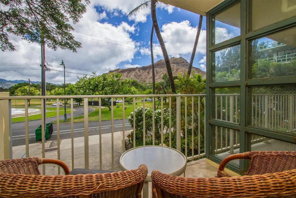 Diamond Head Beach Hotel Honolulu Buitenkant foto
